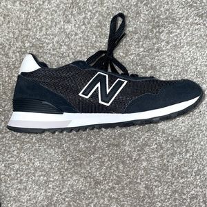Never worn black New Balance Shoes